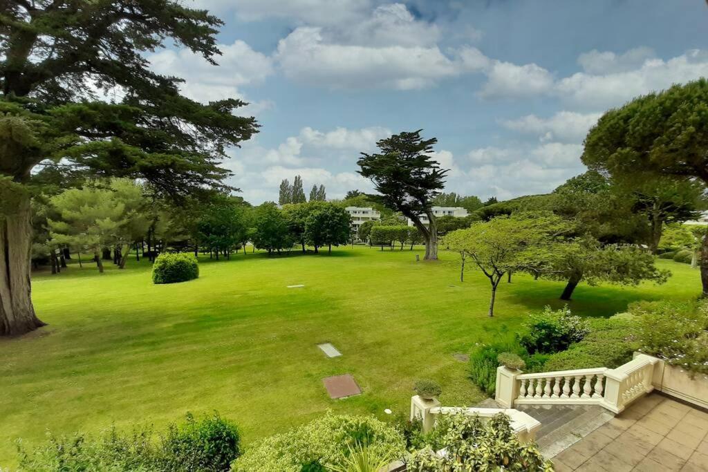 A 300m De La Plage, Parc, Piscine, Terrasse Appartement *